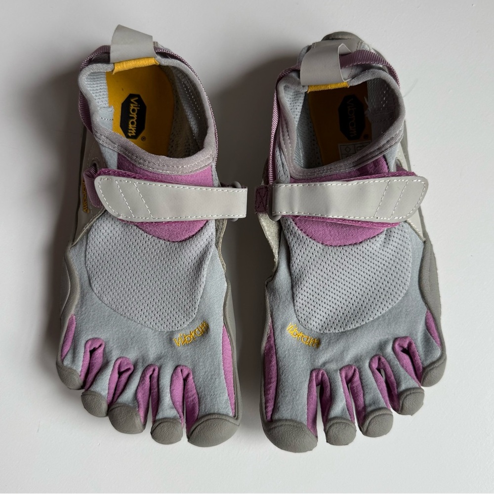 Vibram Women's Gray and Purple FiveFingers Shoes